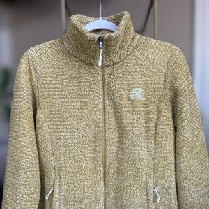 North Face Women’s Osito Full Zip Jacket